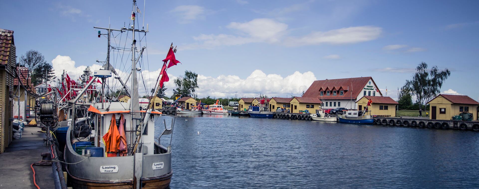 A look at the port Freest. With different boats.