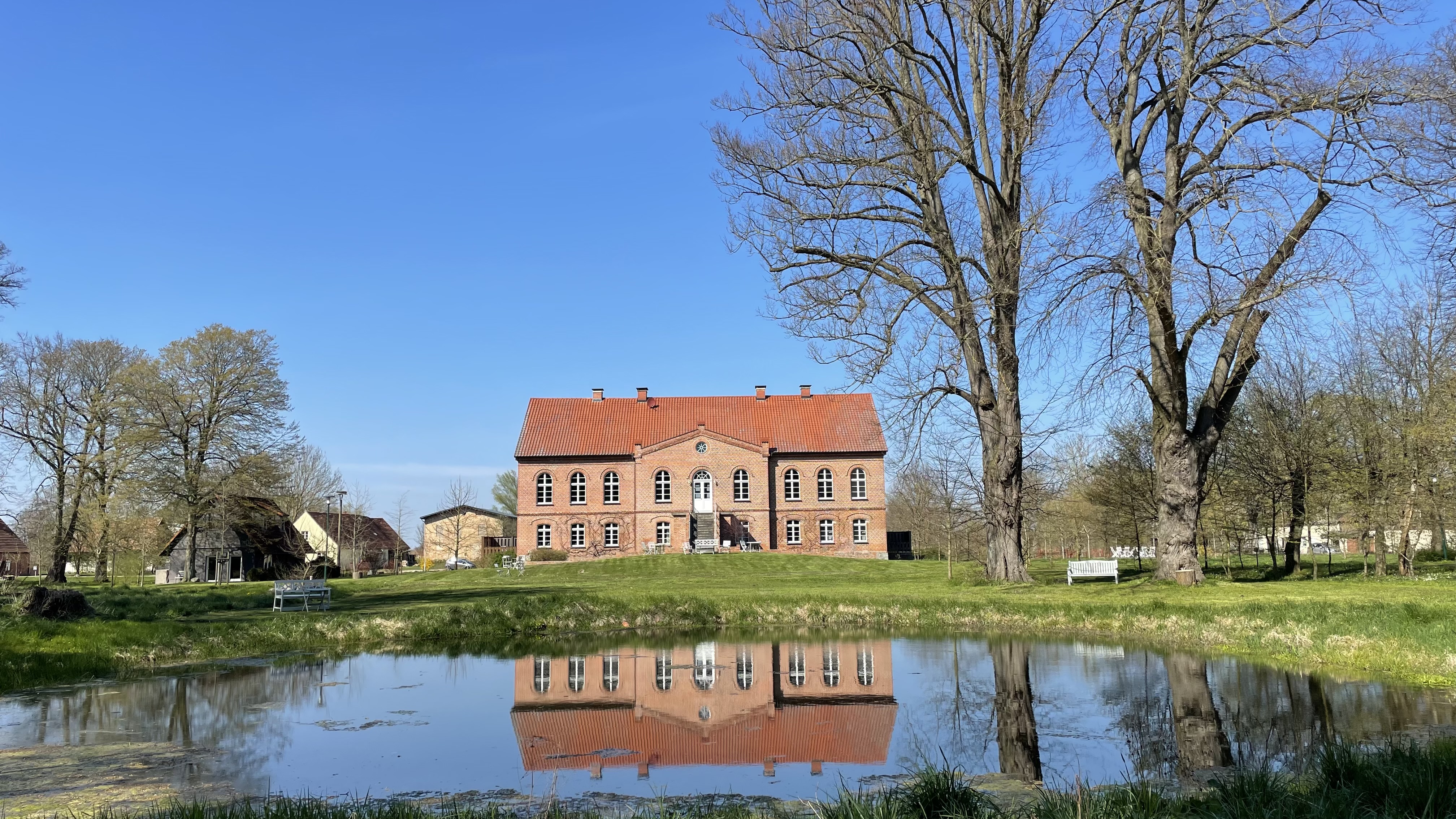 KRANICH Museum, KRANICH Café, KRANICH Pfad - Hessenburg